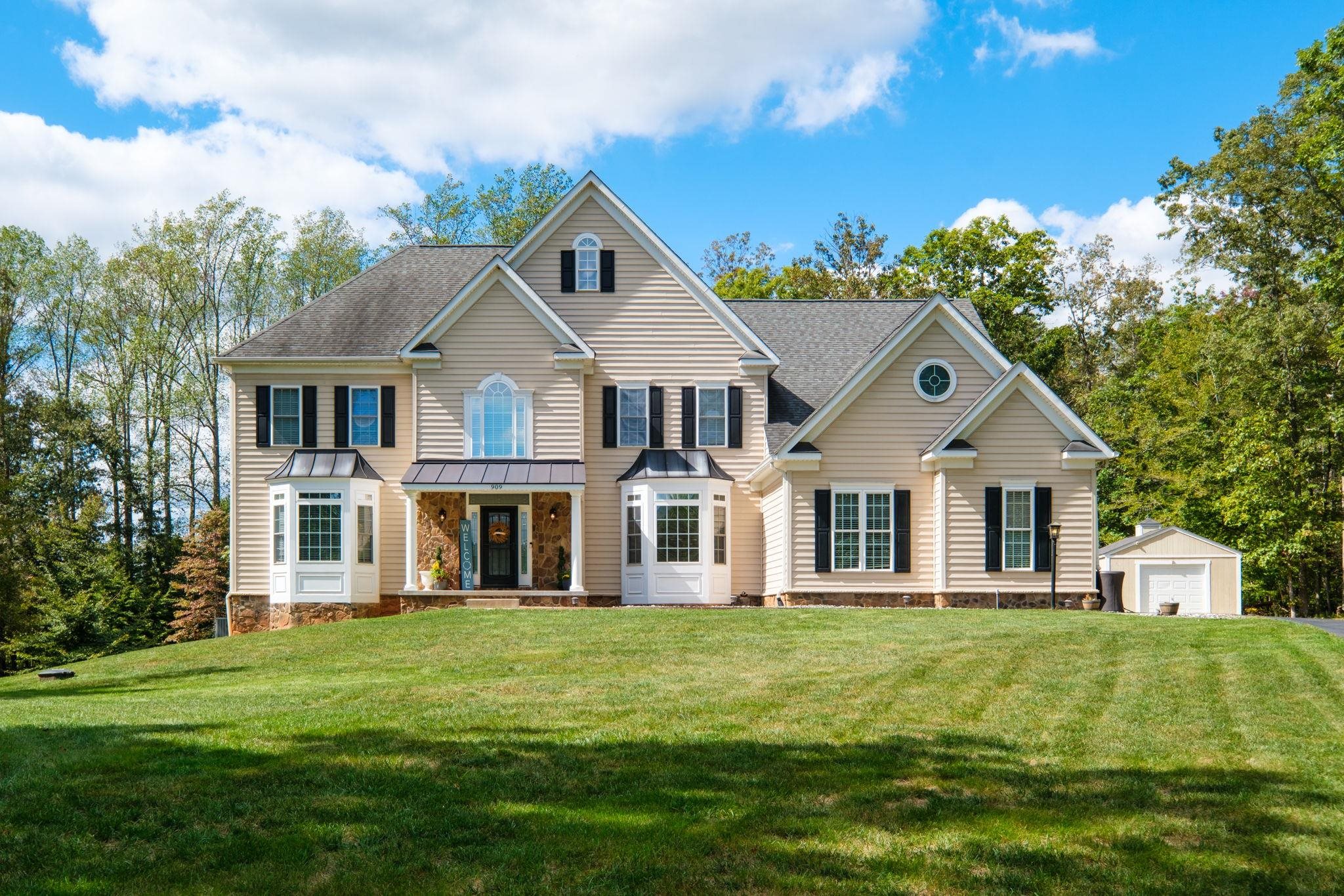 909 HANCOCK DR, RUCKERSVILLE, Virginia 22968, 4 Bedrooms Bedrooms, ,4 BathroomsBathrooms,Residential,909 HANCOCK DR,674436 MLS # 674436