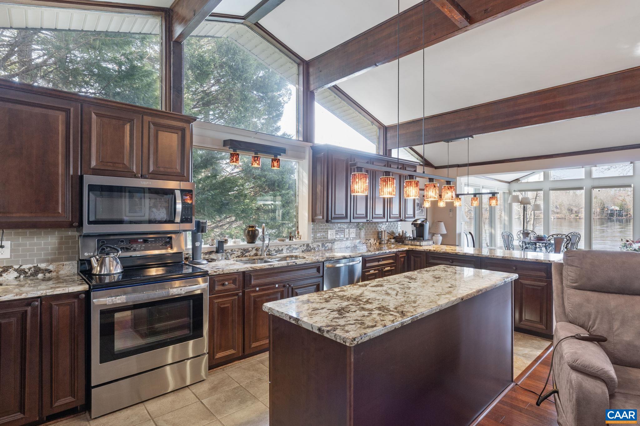 7 DOVER CT, PALMYRA, Virginia 22963, 6 Bedrooms Bedrooms, ,4 BathroomsBathrooms,Residential,7 DOVER CT,674679 MLS # 674679