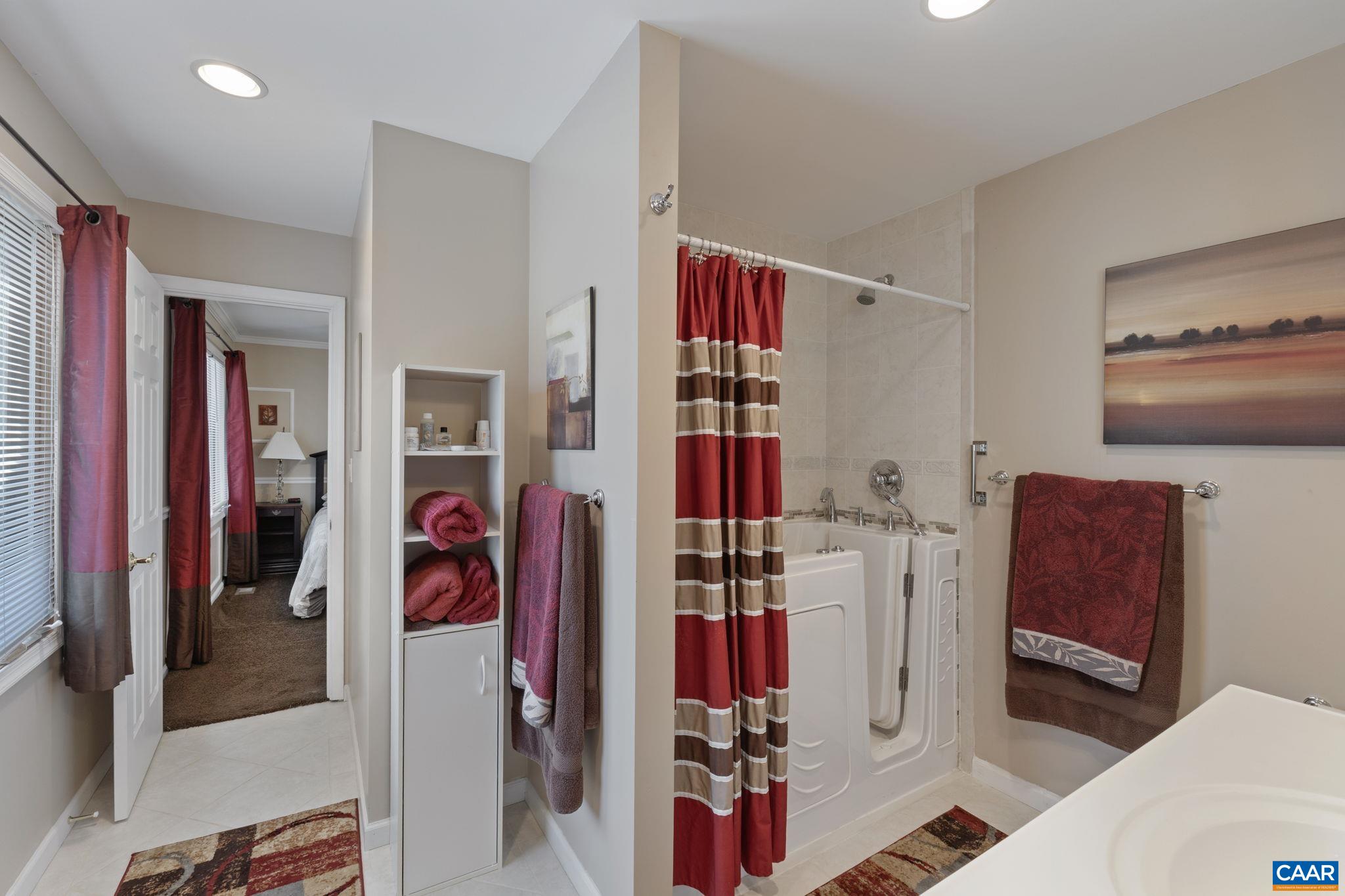 7 DOVER CT, PALMYRA, Virginia 22963, 6 Bedrooms Bedrooms, ,4 BathroomsBathrooms,Residential,7 DOVER CT,674679 MLS # 674679