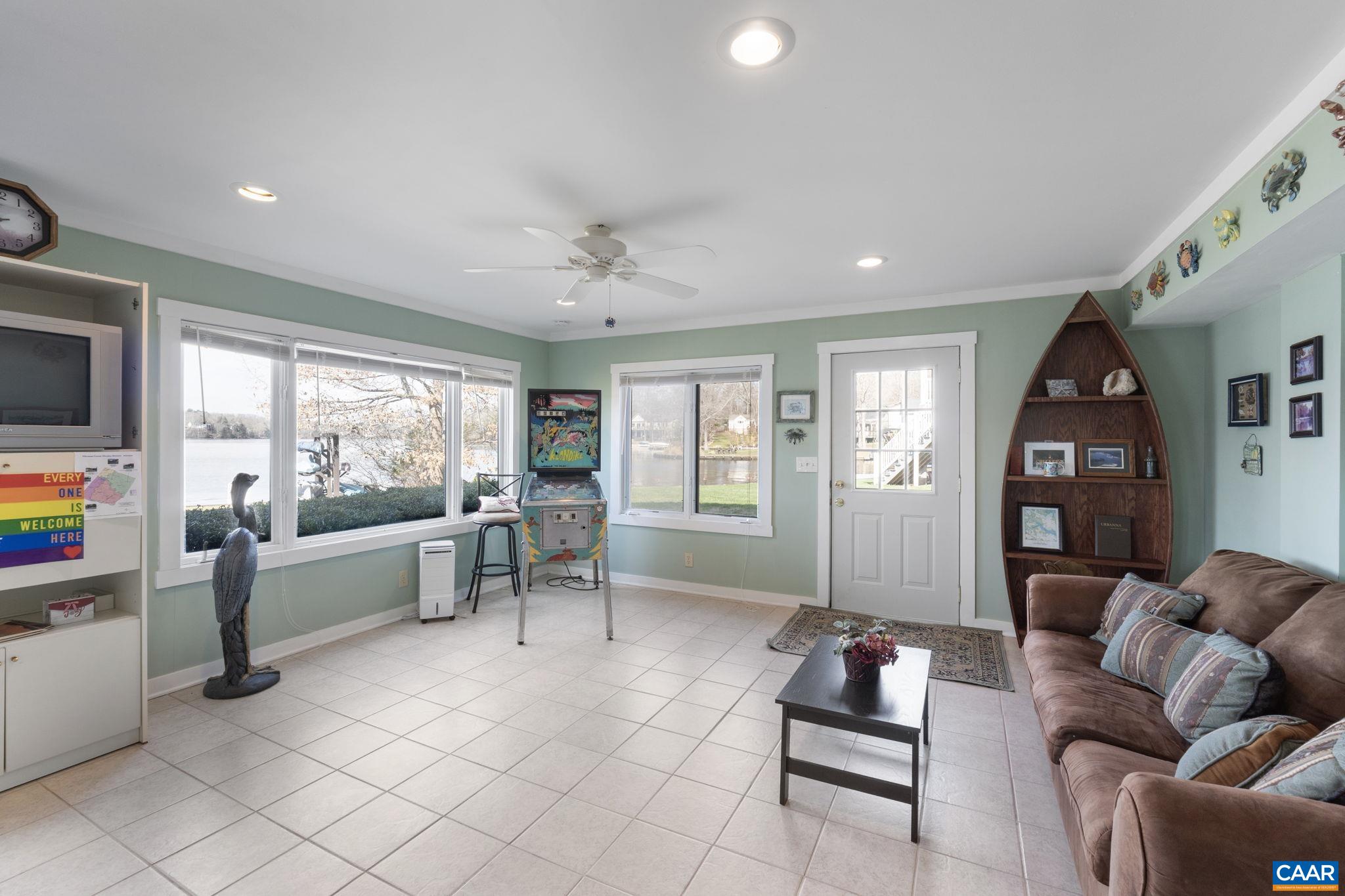 7 DOVER CT, PALMYRA, Virginia 22963, 6 Bedrooms Bedrooms, ,4 BathroomsBathrooms,Residential,7 DOVER CT,674679 MLS # 674679