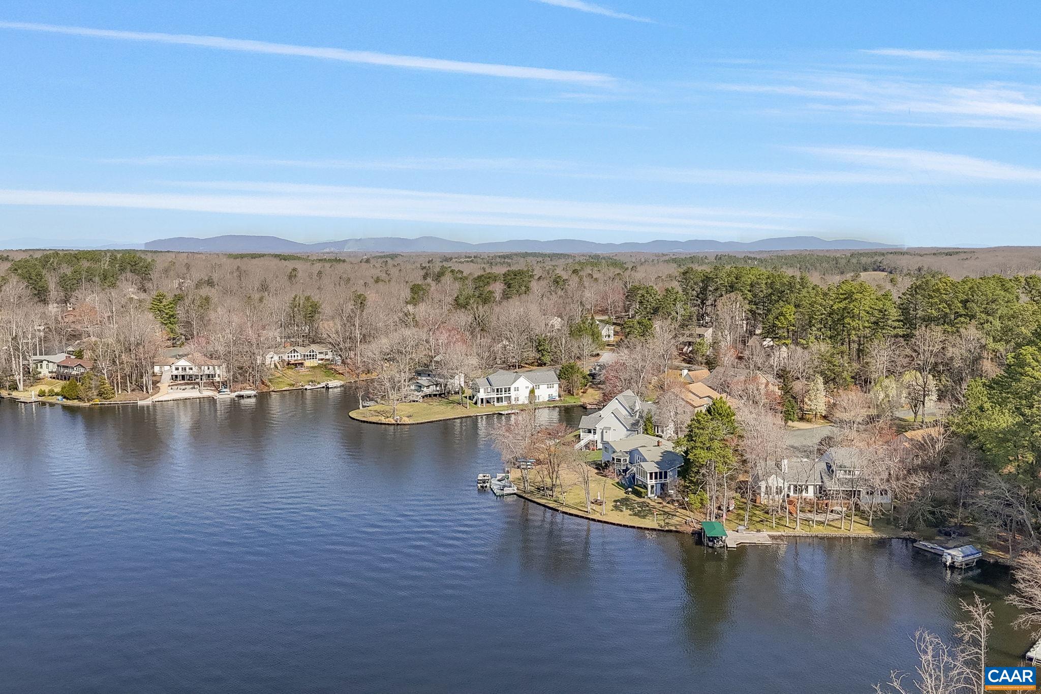 7 DOVER CT, PALMYRA, Virginia 22963, 6 Bedrooms Bedrooms, ,4 BathroomsBathrooms,Residential,7 DOVER CT,674679 MLS # 674679