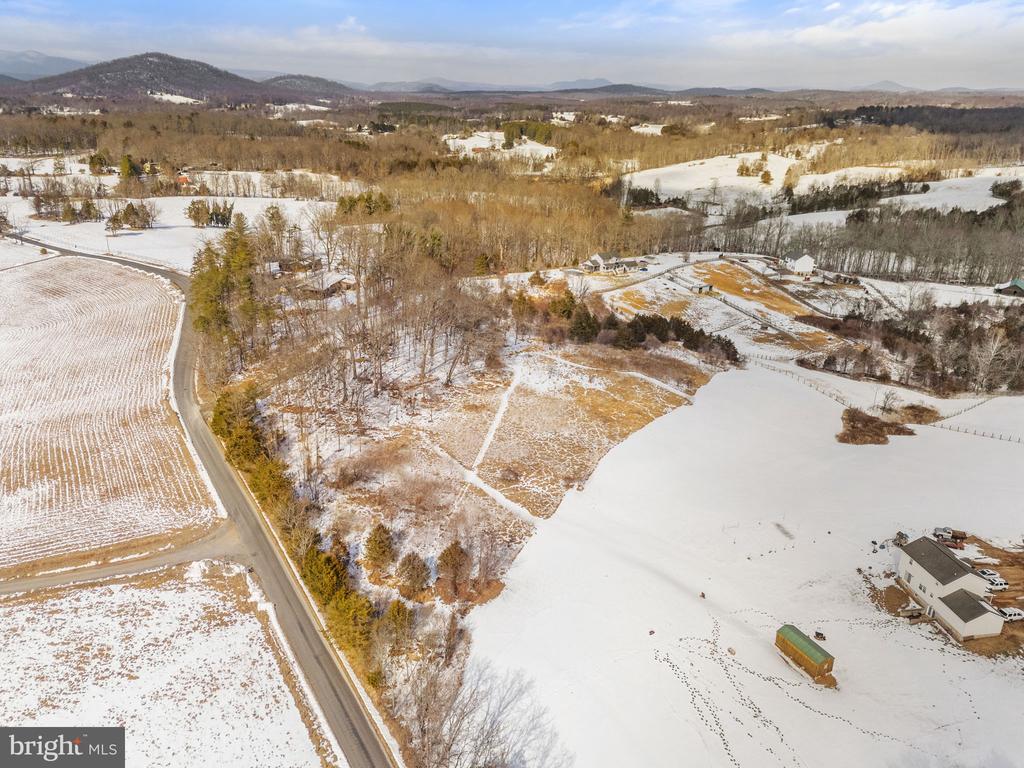 33 DOCS RD, CULPEPER, Virginia 22701, ,Land,33 DOCS RD,VACU2013014 MLS # VACU2013014