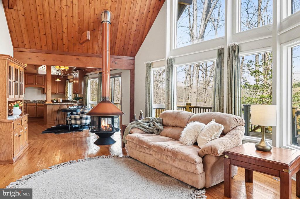 10221 HELENA TER, SPOTSYLVANIA, Virginia 22553, 3 Bedrooms Bedrooms, ,3 BathroomsBathrooms,Residential,10221 HELENA TER,VASP2039186 MLS # VASP2039186