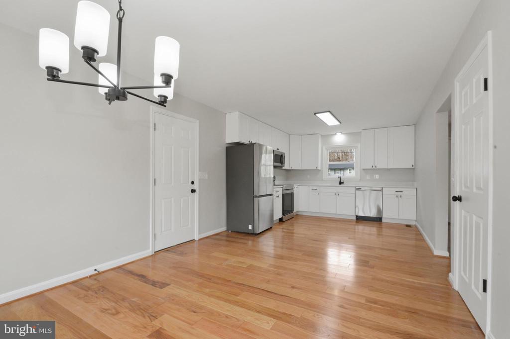 10417 CATHARPIN RD, SPOTSYLVANIA, Virginia 22551, 4 Bedrooms Bedrooms, ,2 BathroomsBathrooms,Residential,10417 CATHARPIN RD,VASP2040212 MLS # VASP2040212