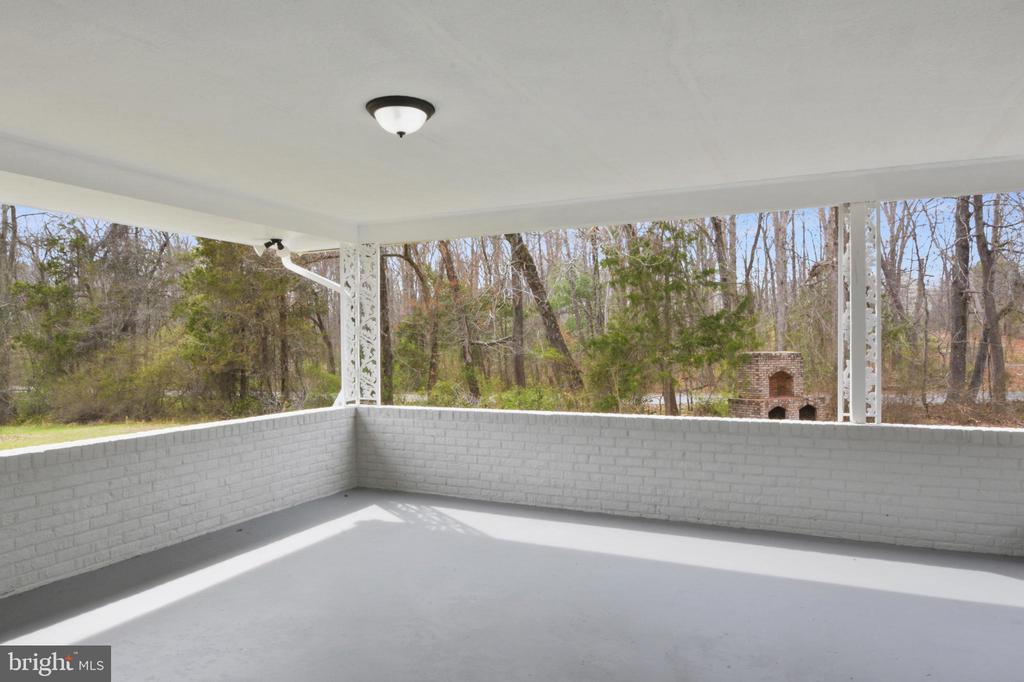 10417 CATHARPIN RD, SPOTSYLVANIA, Virginia 22551, 4 Bedrooms Bedrooms, ,2 BathroomsBathrooms,Residential,10417 CATHARPIN RD,VASP2040212 MLS # VASP2040212