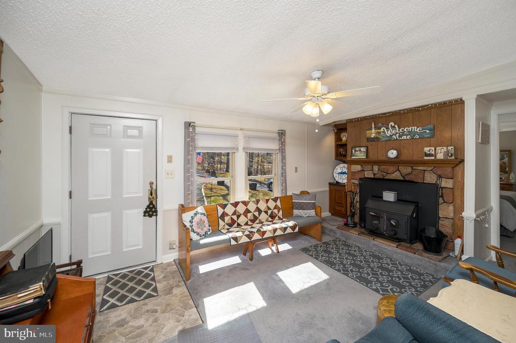 15109 ROSE VALLEY DR, MINERAL, Virginia 23117, 3 Bedrooms Bedrooms, ,2 BathroomsBathrooms,Residential,15109 ROSE VALLEY DR,VASP2039950 MLS # VASP2039950