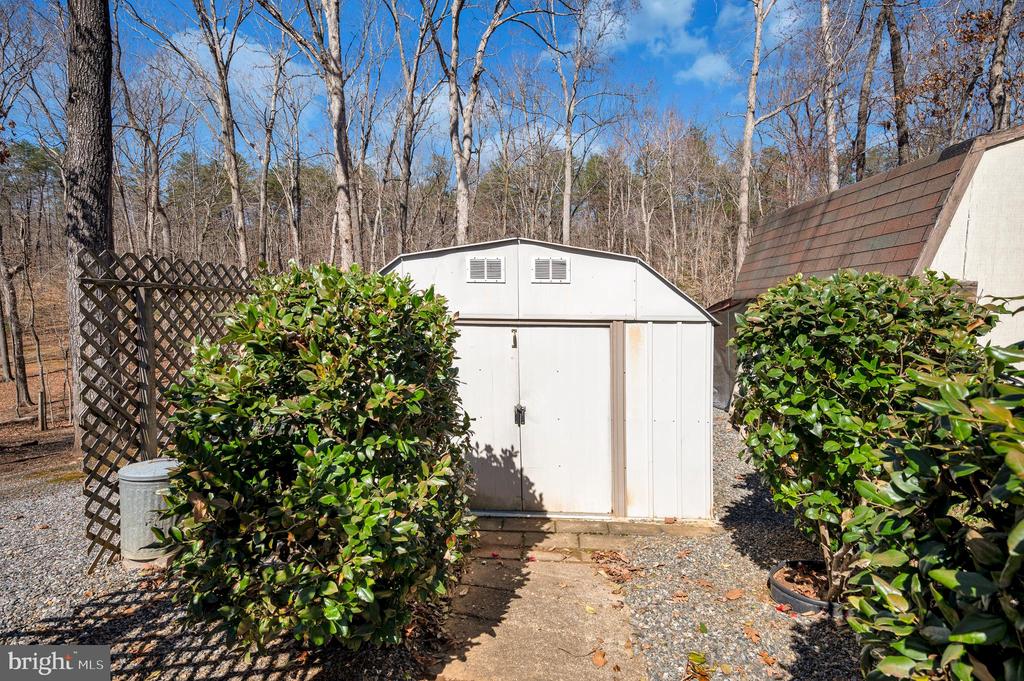 15109 ROSE VALLEY DR, MINERAL, Virginia 23117, 3 Bedrooms Bedrooms, ,2 BathroomsBathrooms,Residential,15109 ROSE VALLEY DR,VASP2039950 MLS # VASP2039950