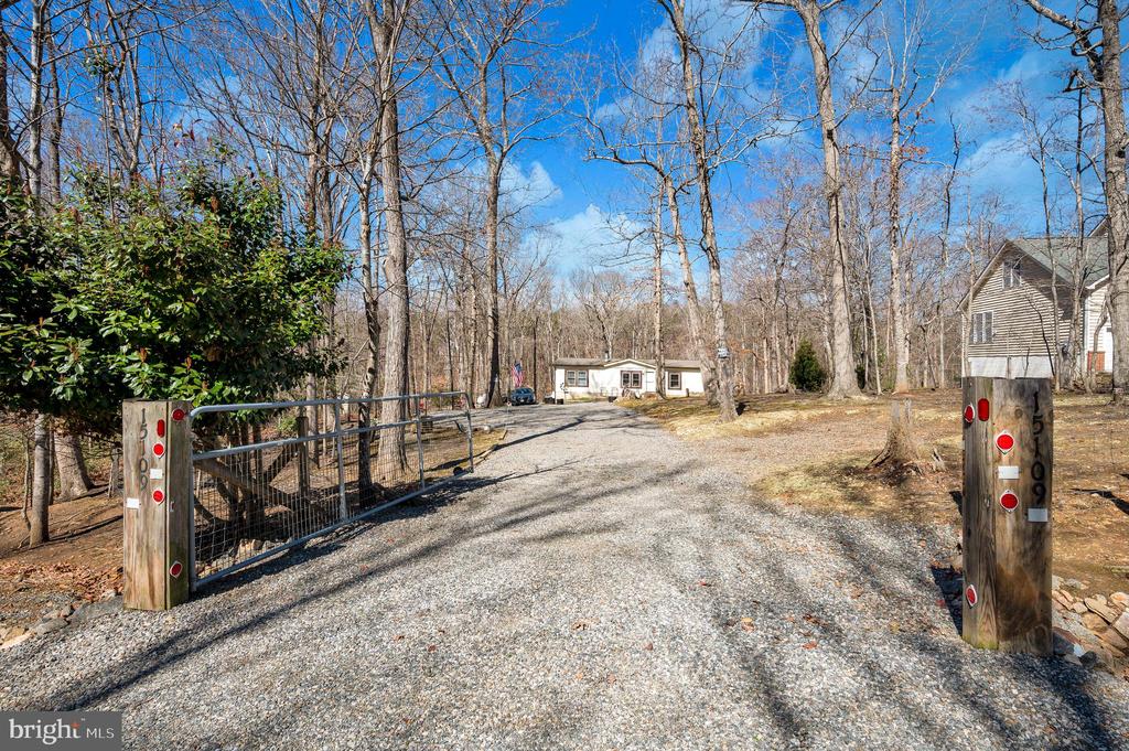 15109 ROSE VALLEY DR, MINERAL, Virginia 23117, 3 Bedrooms Bedrooms, ,2 BathroomsBathrooms,Residential,15109 ROSE VALLEY DR,VASP2039950 MLS # VASP2039950