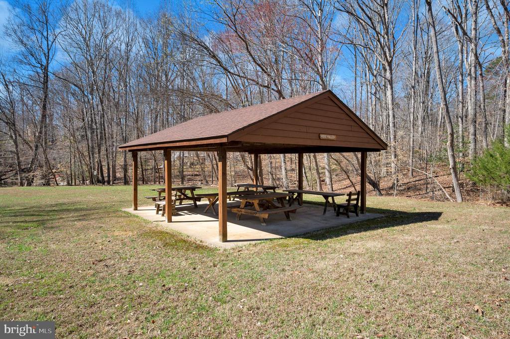 15109 ROSE VALLEY DR, MINERAL, Virginia 23117, 3 Bedrooms Bedrooms, ,2 BathroomsBathrooms,Residential,15109 ROSE VALLEY DR,VASP2039950 MLS # VASP2039950