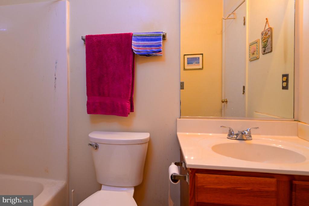 4513 KAY CT, FREDERICKSBURG, Virginia 22408, 3 Bedrooms Bedrooms, ,1 BathroomBathrooms,Residential,4513 KAY CT,VASP2040198 MLS # VASP2040198