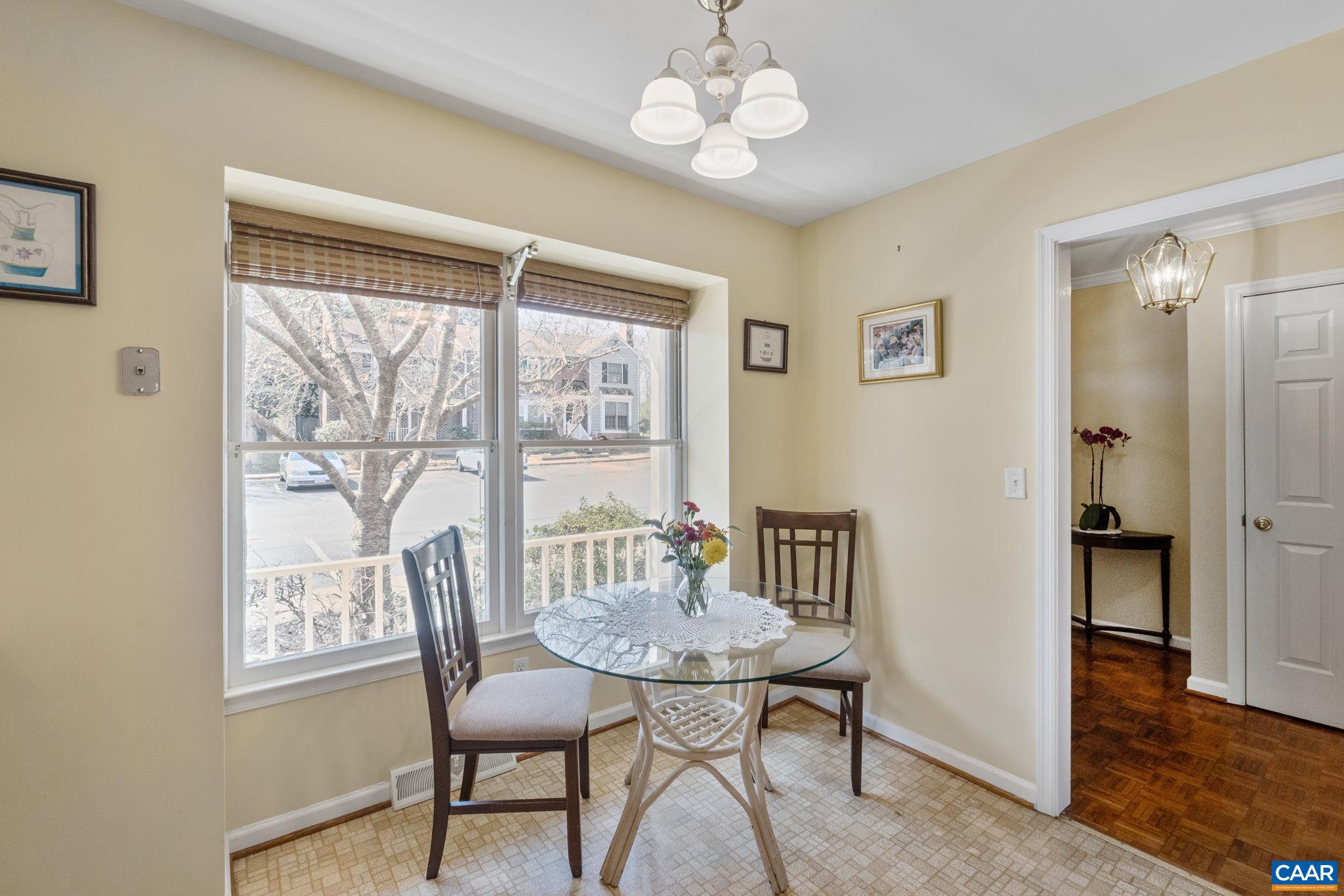 940 HUNTWOOD LN, CHARLOTTESVILLE, Virginia 22901, 3 Bedrooms Bedrooms, ,2 BathroomsBathrooms,Residential,940 HUNTWOOD LN,674683 MLS # 674683