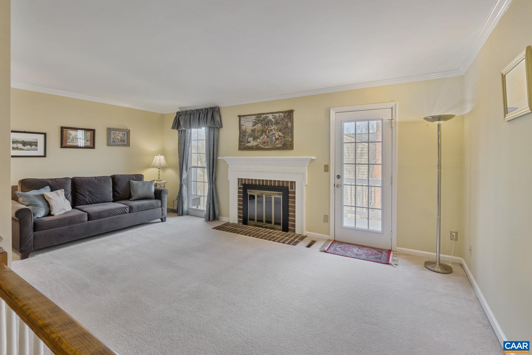 940 HUNTWOOD LN, CHARLOTTESVILLE, Virginia 22901, 3 Bedrooms Bedrooms, ,2 BathroomsBathrooms,Residential,940 HUNTWOOD LN,674683 MLS # 674683