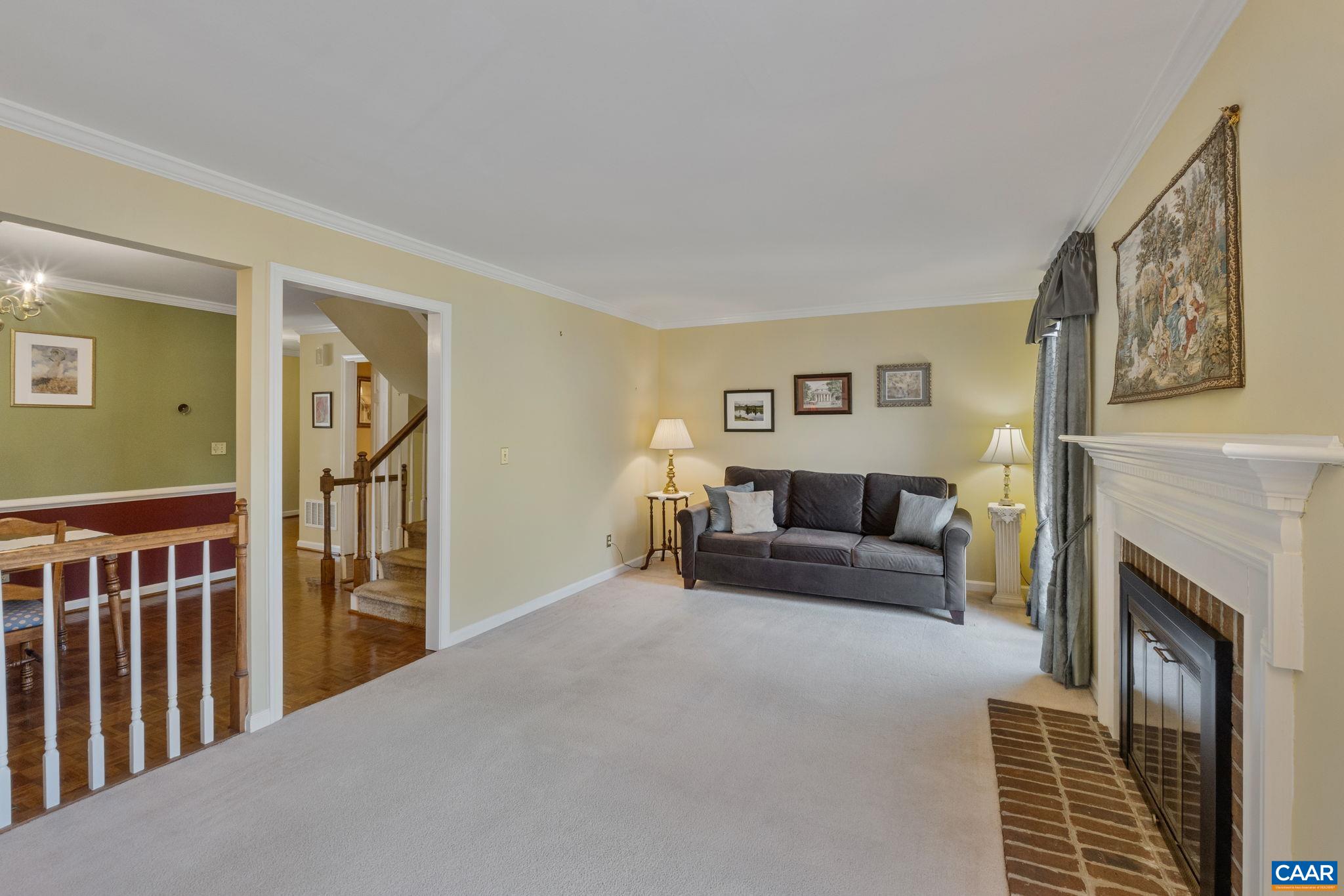 940 HUNTWOOD LN, CHARLOTTESVILLE, Virginia 22901, 3 Bedrooms Bedrooms, ,2 BathroomsBathrooms,Residential,940 HUNTWOOD LN,674683 MLS # 674683