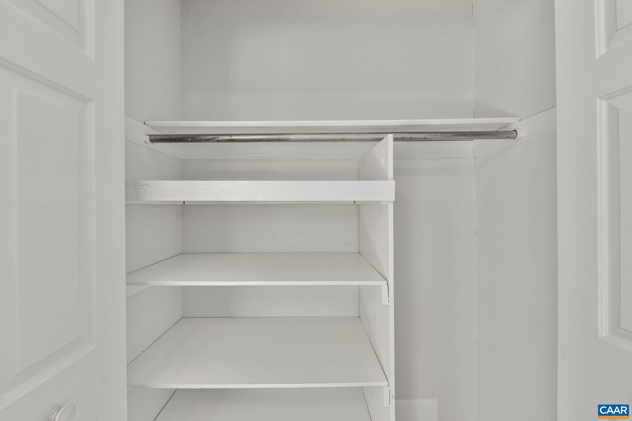 940 HUNTWOOD LN, CHARLOTTESVILLE, Virginia 22901, 3 Bedrooms Bedrooms, ,2 BathroomsBathrooms,Residential,940 HUNTWOOD LN,674683 MLS # 674683