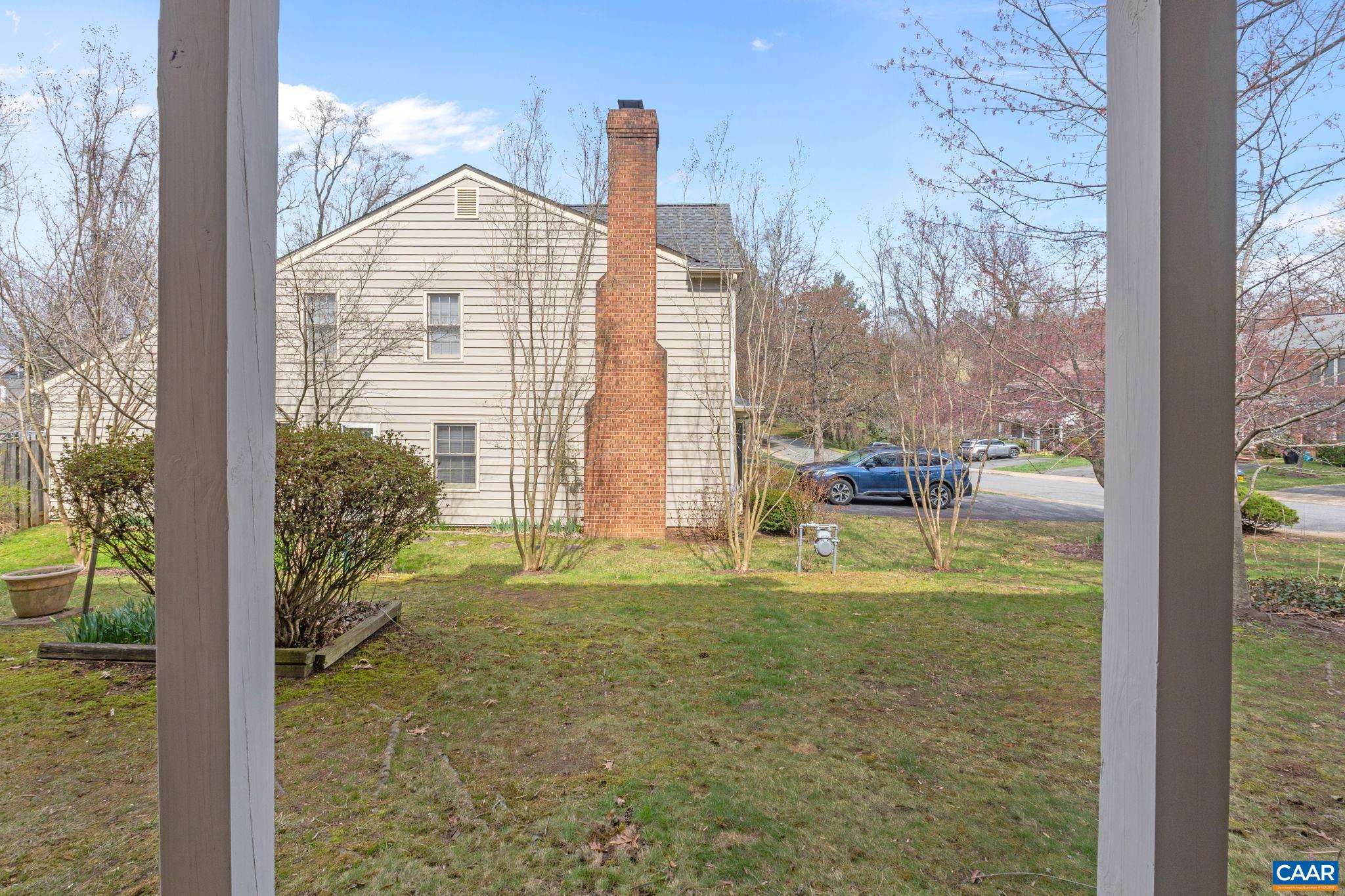 940 HUNTWOOD LN, CHARLOTTESVILLE, Virginia 22901, 3 Bedrooms Bedrooms, ,2 BathroomsBathrooms,Residential,940 HUNTWOOD LN,674683 MLS # 674683