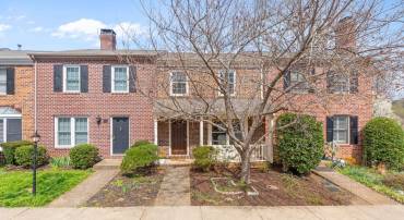 940 HUNTWOOD LN, CHARLOTTESVILLE, Virginia 22901, 3 Bedrooms Bedrooms, ,2 BathroomsBathrooms,Residential,940 HUNTWOOD LN,674683 MLS # 674683