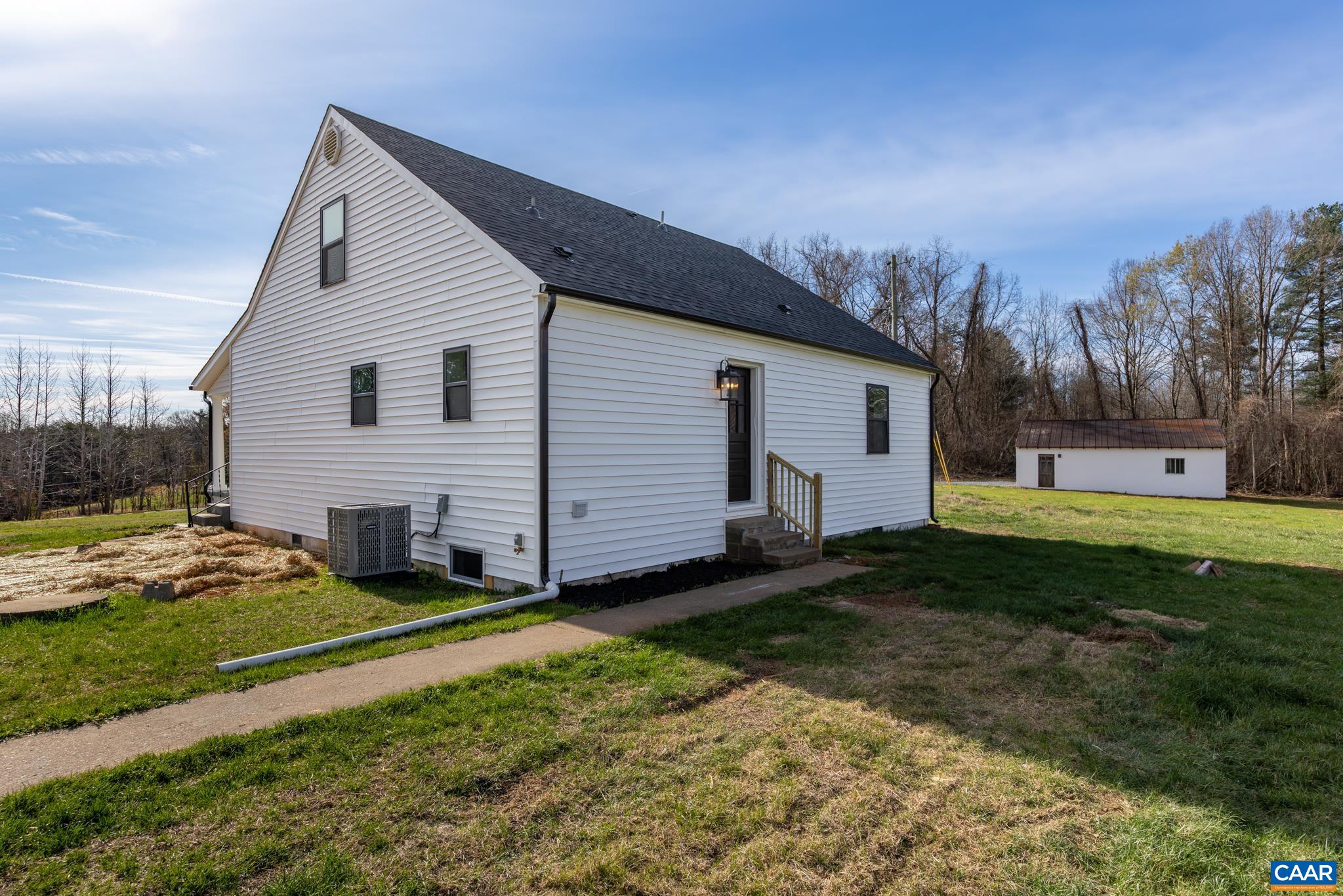 2733 CEDAR LANE RD, KENTS STORE, Virginia 23084, 4 Bedrooms Bedrooms, ,2 BathroomsBathrooms,Residential,2733 CEDAR LANE RD,674675 MLS # 674675