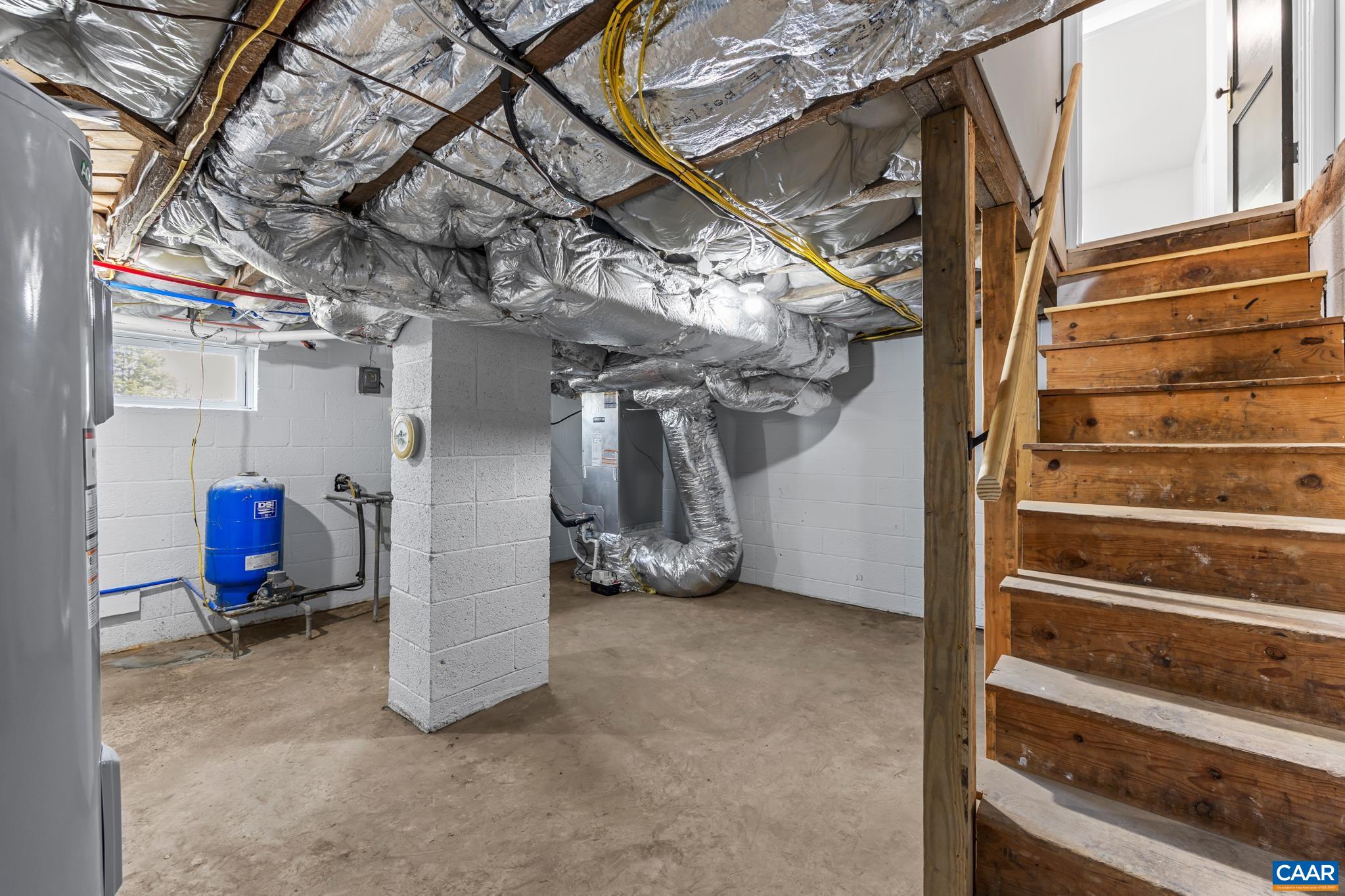 2733 CEDAR LANE RD, KENTS STORE, Virginia 23084, 4 Bedrooms Bedrooms, ,2 BathroomsBathrooms,Residential,2733 CEDAR LANE RD,674675 MLS # 674675