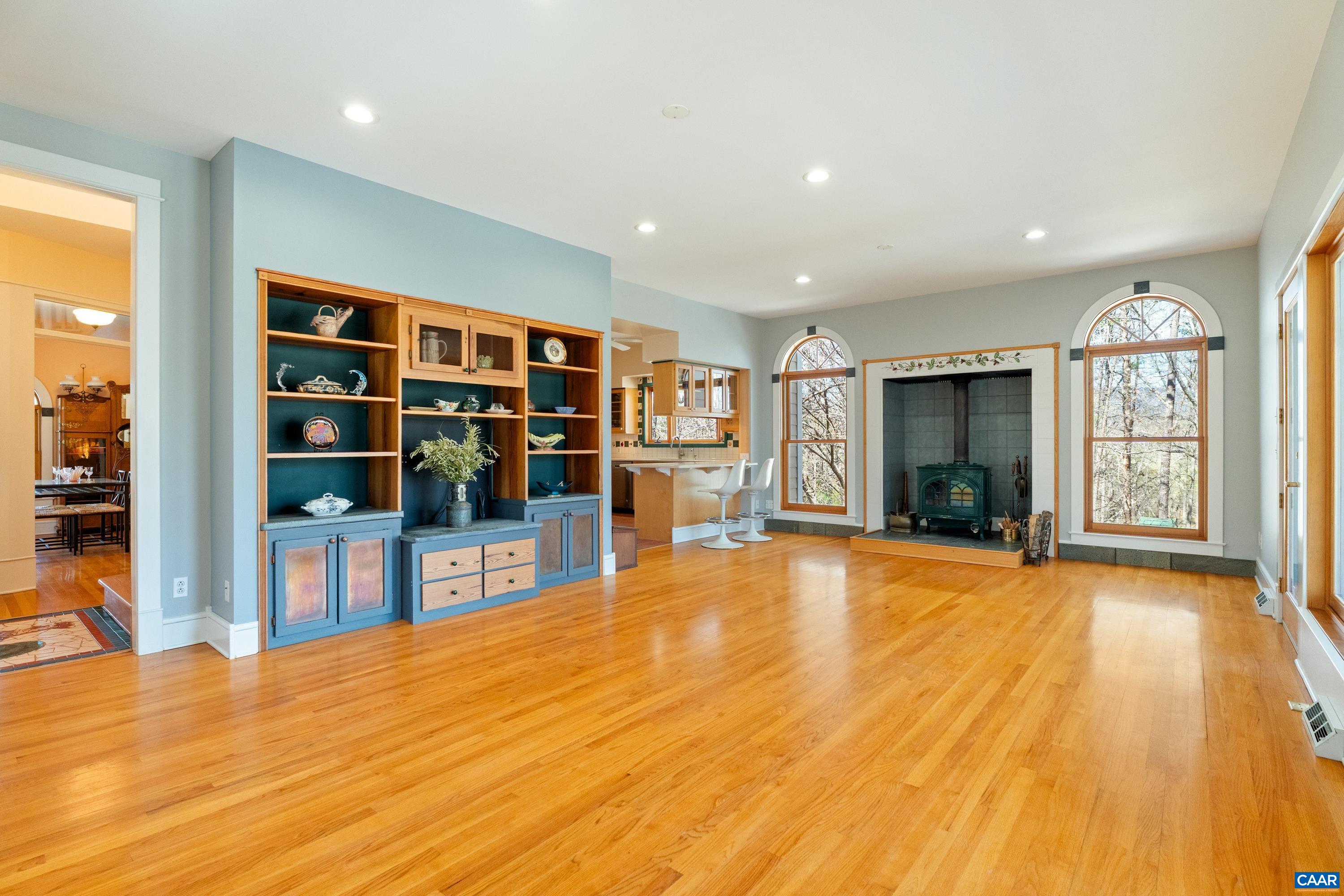 5864 WYANT LN, CHARLOTTESVILLE, Virginia 22903, 5 Bedrooms Bedrooms, ,4 BathroomsBathrooms,Residential,ROOSTER HILL,5864 WYANT LN,674690 MLS # 674690