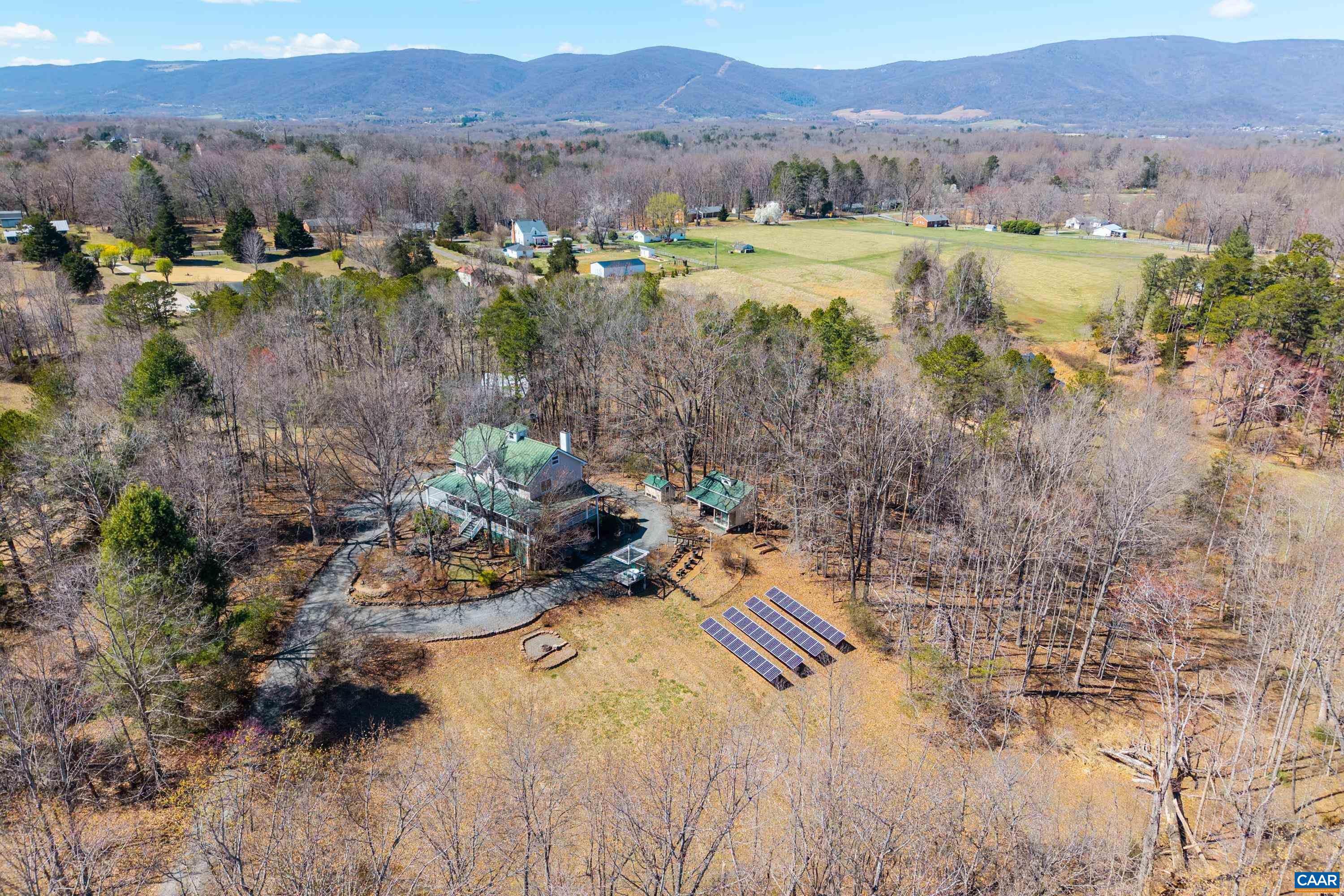 5864 WYANT LN, CHARLOTTESVILLE, Virginia 22903, 5 Bedrooms Bedrooms, ,4 BathroomsBathrooms,Residential,ROOSTER HILL,5864 WYANT LN,674690 MLS # 674690