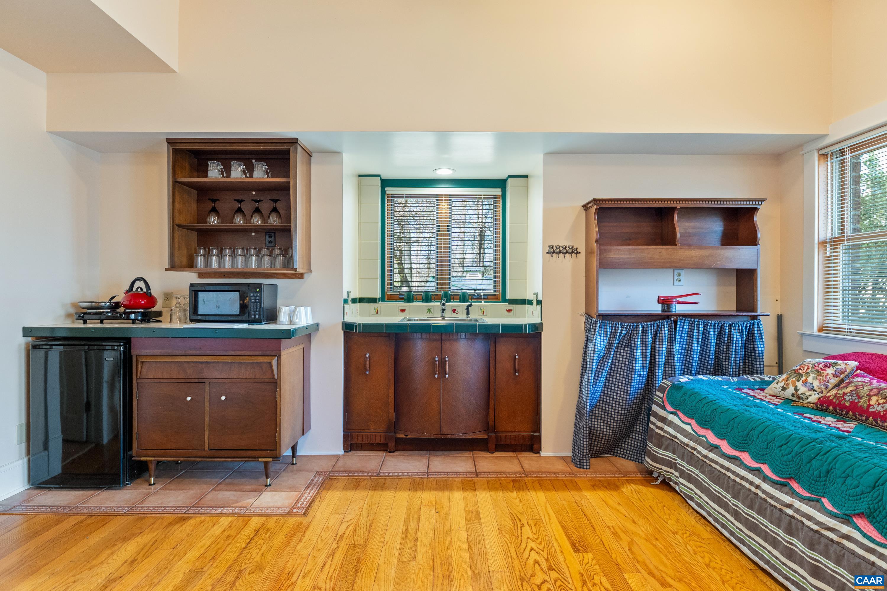 5864 WYANT LN, CHARLOTTESVILLE, Virginia 22903, 5 Bedrooms Bedrooms, ,4 BathroomsBathrooms,Residential,ROOSTER HILL,5864 WYANT LN,674690 MLS # 674690