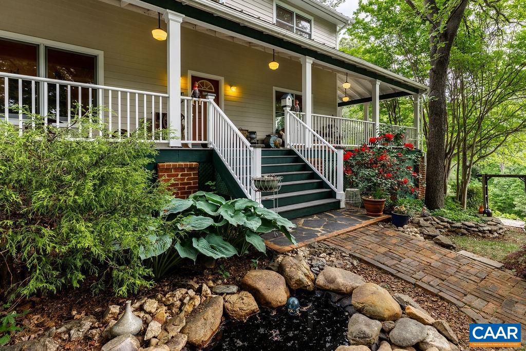 5864 WYANT LN, CHARLOTTESVILLE, Virginia 22903, 5 Bedrooms Bedrooms, ,4 BathroomsBathrooms,Residential,ROOSTER HILL,5864 WYANT LN,674690 MLS # 674690