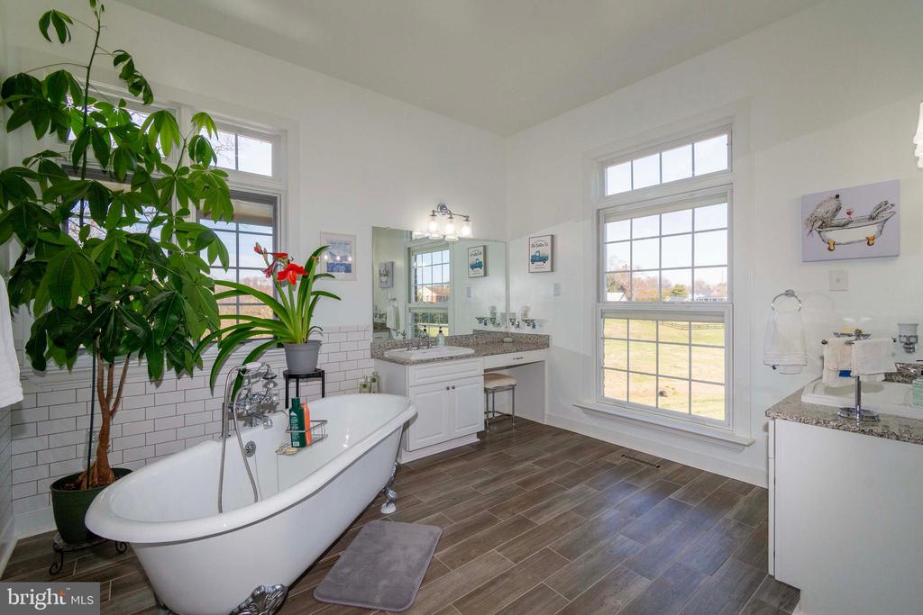 17054 CONSTITUTION HWY, ORANGE, Virginia 22960, 6 Bedrooms Bedrooms, ,4 BathroomsBathrooms,Residential,17054 CONSTITUTION HWY,VAOR2013564 MLS # VAOR2013564