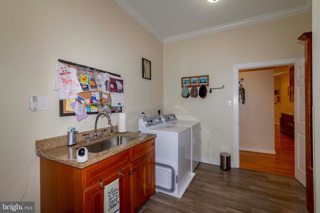 17054 CONSTITUTION HWY, ORANGE, Virginia 22960, 6 Bedrooms Bedrooms, ,4 BathroomsBathrooms,Residential,17054 CONSTITUTION HWY,VAOR2013564 MLS # VAOR2013564