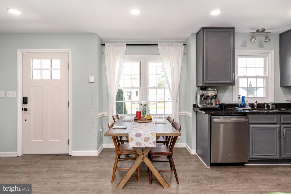 216 LORRAINE AVE, FREDERICKSBURG, Virginia 22408, 3 Bedrooms Bedrooms, ,2 BathroomsBathrooms,Residential,216 LORRAINE AVE,VASP2040138 MLS # VASP2040138