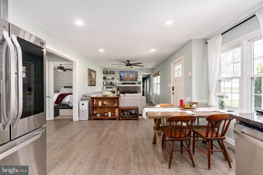 216 LORRAINE AVE, FREDERICKSBURG, Virginia 22408, 3 Bedrooms Bedrooms, ,2 BathroomsBathrooms,Residential,216 LORRAINE AVE,VASP2040138 MLS # VASP2040138