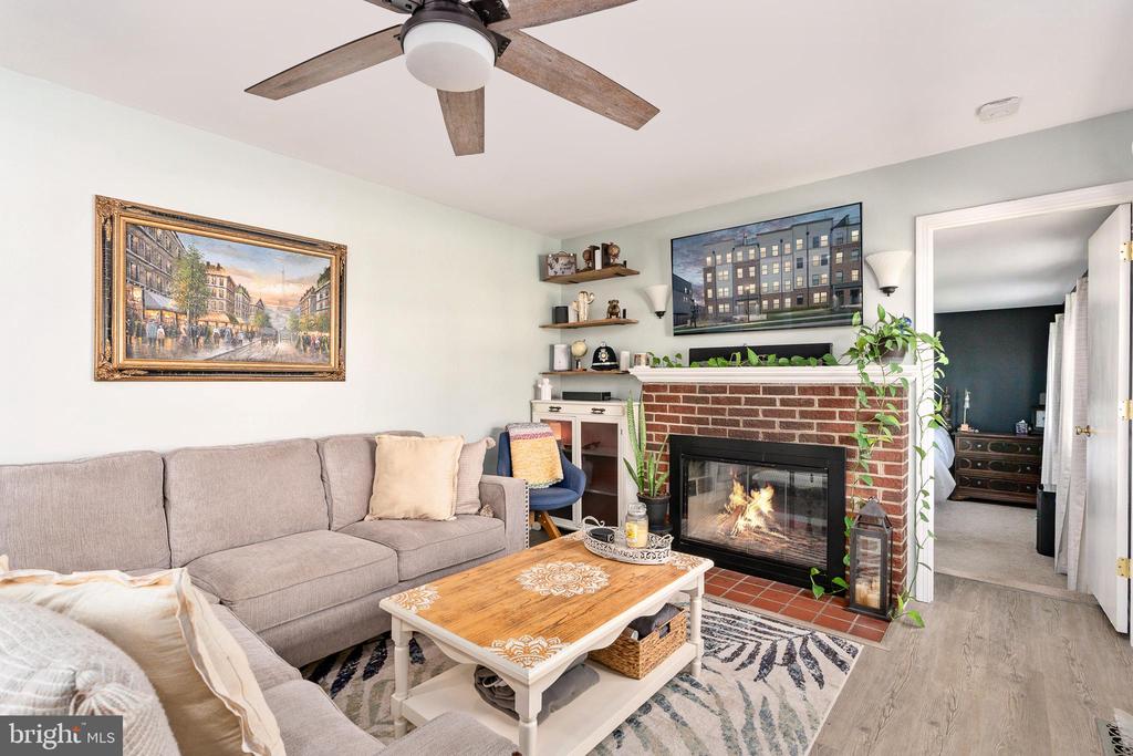 216 LORRAINE AVE, FREDERICKSBURG, Virginia 22408, 3 Bedrooms Bedrooms, ,2 BathroomsBathrooms,Residential,216 LORRAINE AVE,VASP2040138 MLS # VASP2040138