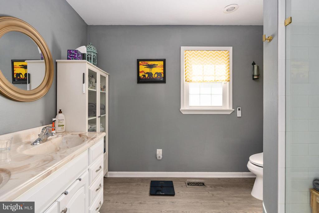 216 LORRAINE AVE, FREDERICKSBURG, Virginia 22408, 3 Bedrooms Bedrooms, ,2 BathroomsBathrooms,Residential,216 LORRAINE AVE,VASP2040138 MLS # VASP2040138