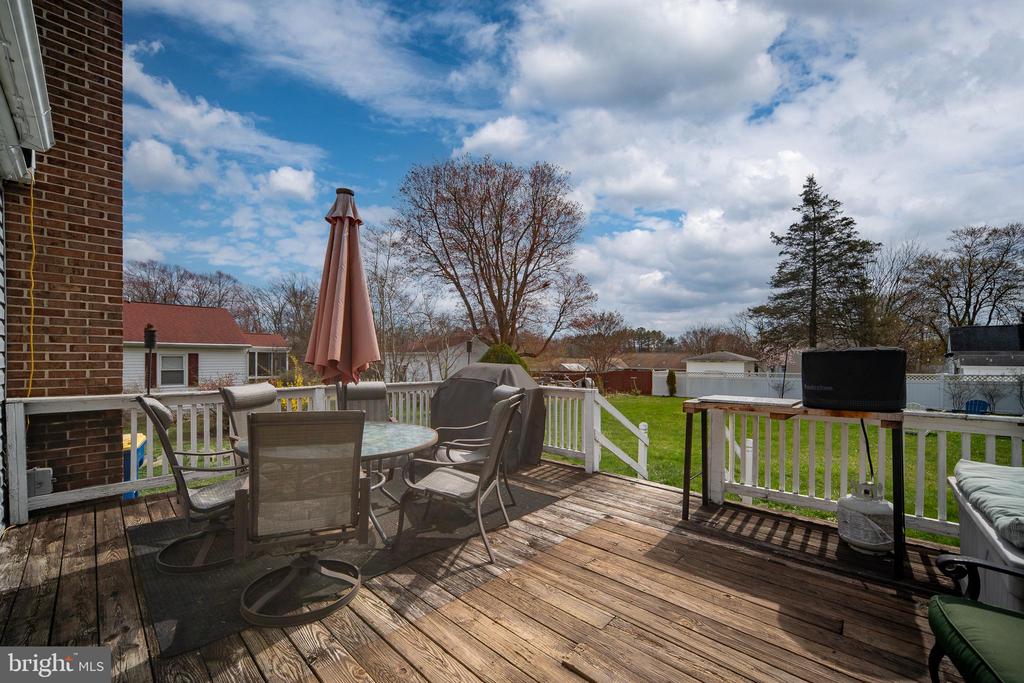 216 LORRAINE AVE, FREDERICKSBURG, Virginia 22408, 3 Bedrooms Bedrooms, ,2 BathroomsBathrooms,Residential,216 LORRAINE AVE,VASP2040138 MLS # VASP2040138