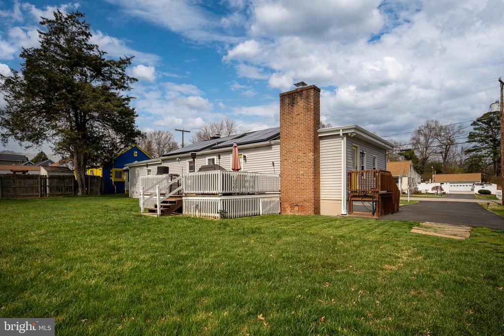 216 LORRAINE AVE, FREDERICKSBURG, Virginia 22408, 3 Bedrooms Bedrooms, ,2 BathroomsBathrooms,Residential,216 LORRAINE AVE,VASP2040138 MLS # VASP2040138