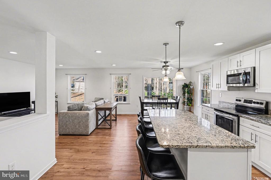 117 BUTLER CIR, LOCUST GROVE, Virginia 22508, 4 Bedrooms Bedrooms, ,2 BathroomsBathrooms,Residential,117 BUTLER CIR,VAOR2013618 MLS # VAOR2013618