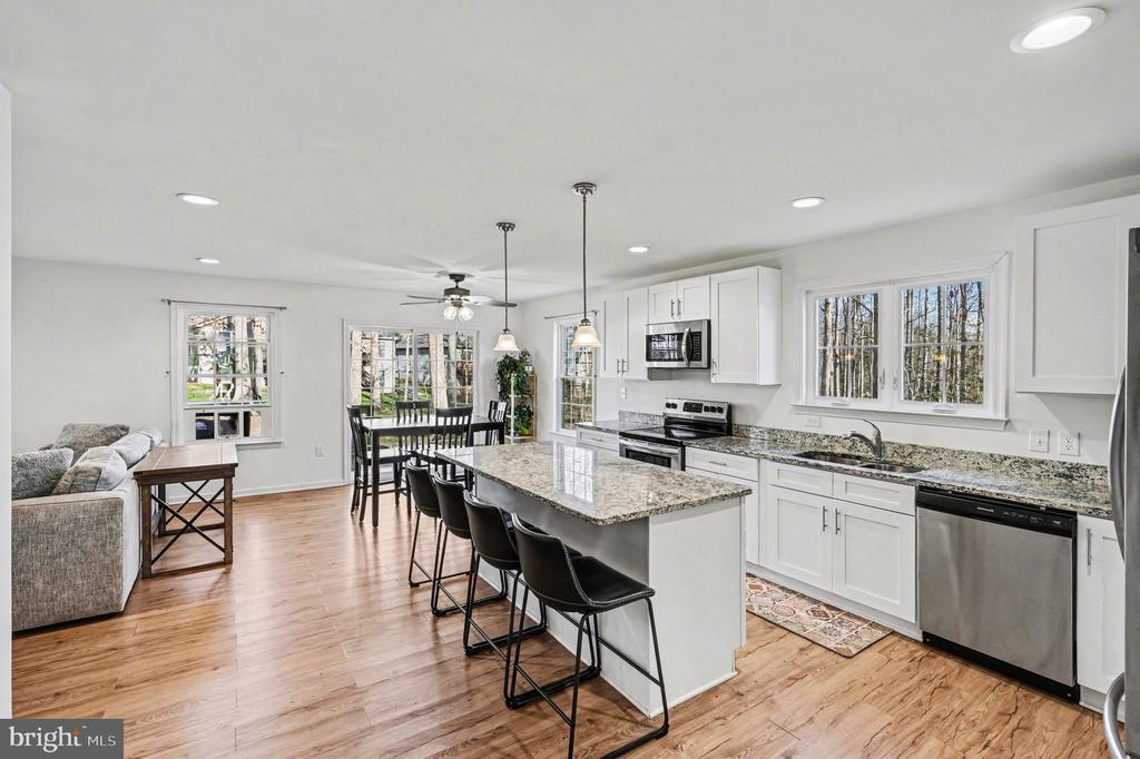 117 BUTLER CIR, LOCUST GROVE, Virginia 22508, 4 Bedrooms Bedrooms, ,2 BathroomsBathrooms,Residential,117 BUTLER CIR,VAOR2013618 MLS # VAOR2013618