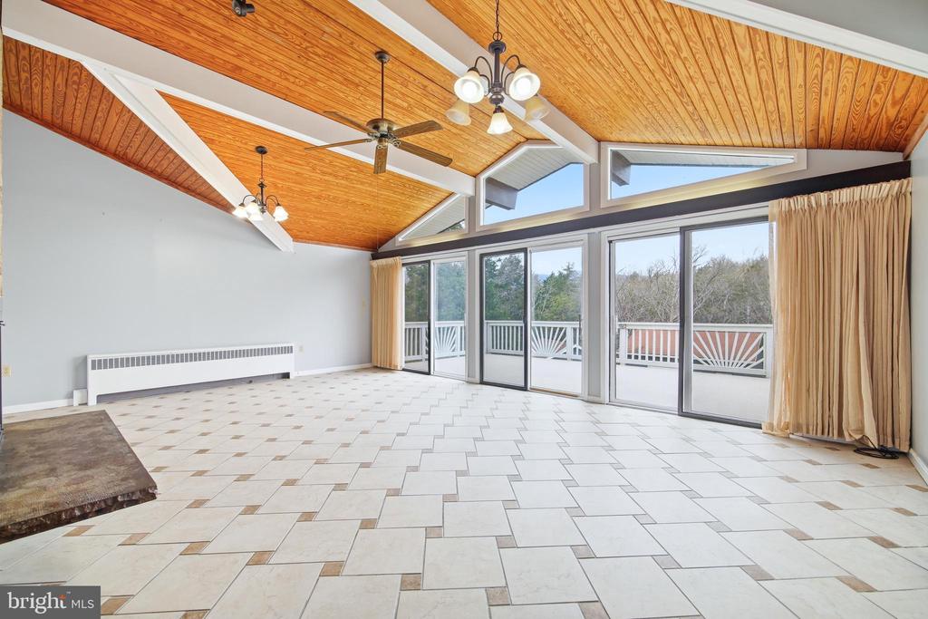 2370 US HIGHWAY 211 W, LURAY, Virginia 22835, 4 Bedrooms Bedrooms, ,3 BathroomsBathrooms,Residential,2370 US HIGHWAY 211 W,VAPA2006206 MLS # VAPA2006206