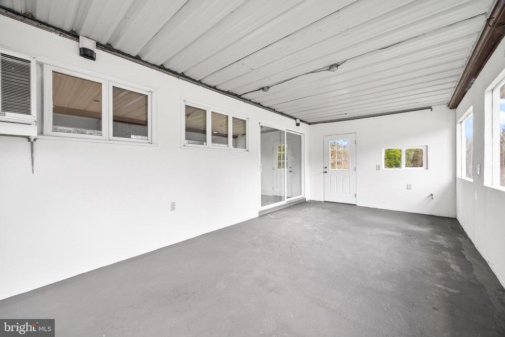 2370 US HIGHWAY 211 W, LURAY, Virginia 22835, 4 Bedrooms Bedrooms, ,3 BathroomsBathrooms,Residential,2370 US HIGHWAY 211 W,VAPA2006206 MLS # VAPA2006206