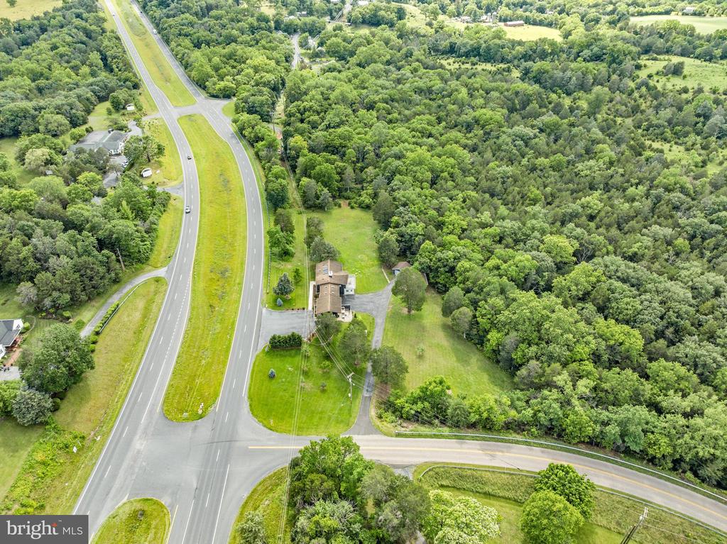 2370 US HIGHWAY 211 W, LURAY, Virginia 22835, 4 Bedrooms Bedrooms, ,3 BathroomsBathrooms,Residential,2370 US HIGHWAY 211 W,VAPA2006206 MLS # VAPA2006206