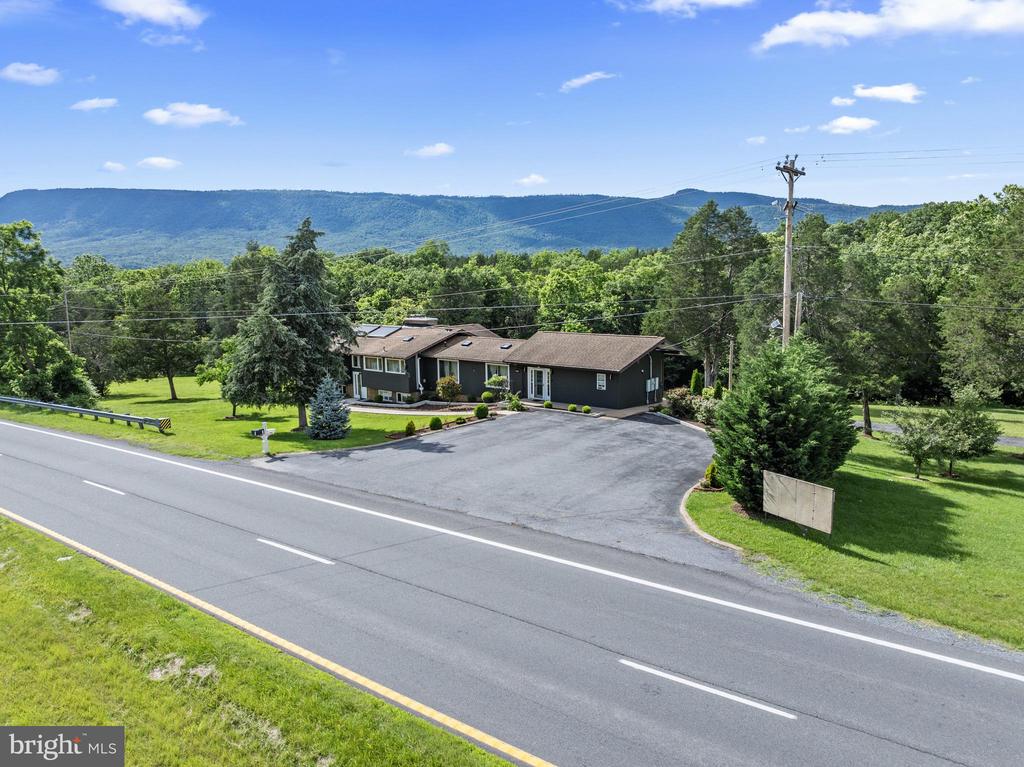 2370 US HIGHWAY 211 W, LURAY, Virginia 22835, 4 Bedrooms Bedrooms, ,3 BathroomsBathrooms,Residential,2370 US HIGHWAY 211 W,VAPA2006206 MLS # VAPA2006206