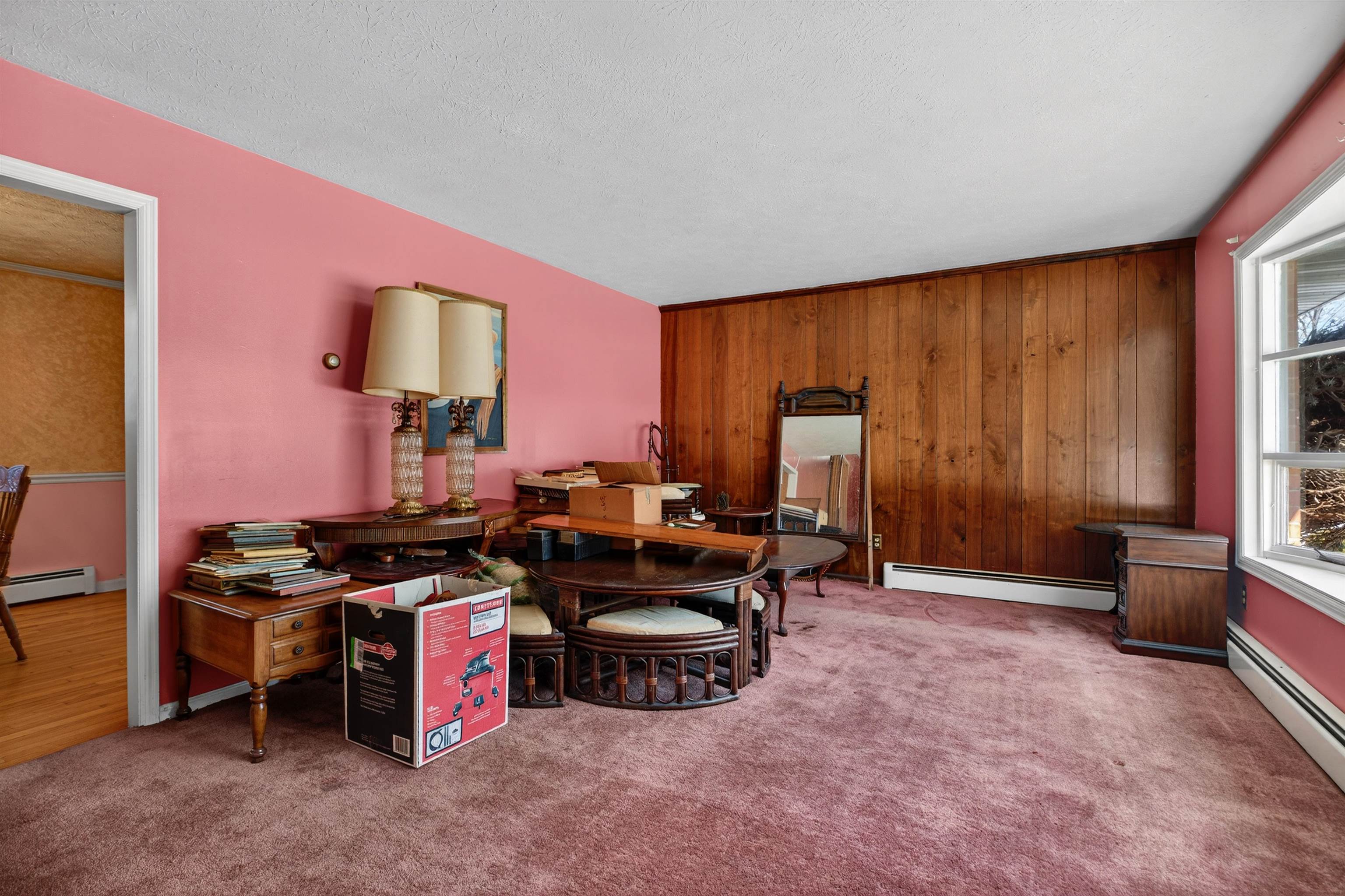 3010 VALLEY RIDGE RD, COVINGTON, Virginia 24426, 4 Bedrooms Bedrooms, ,2 BathroomsBathrooms,Residential,3010 VALLEY RIDGE RD,673044 MLS # 673044