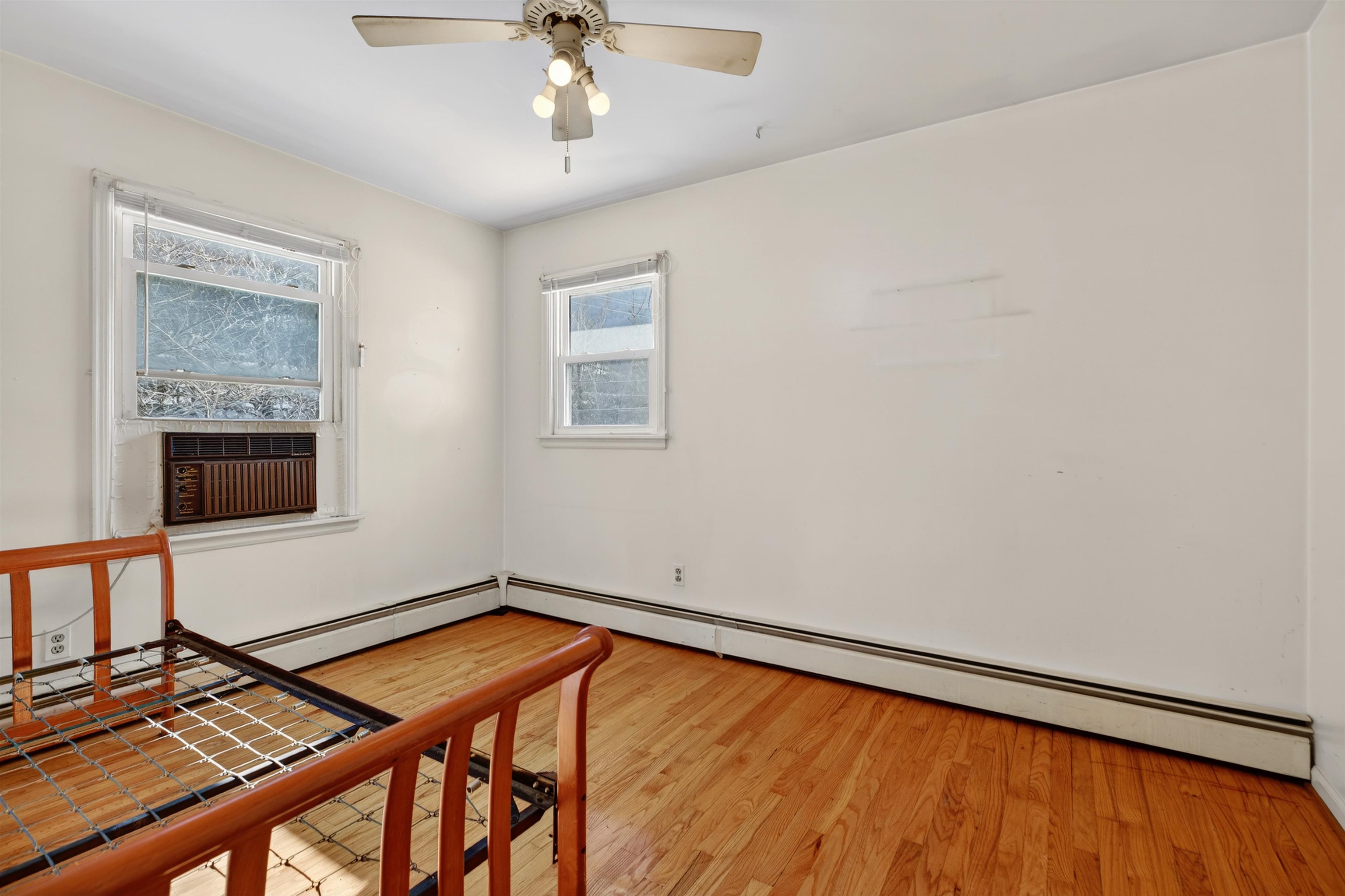 3010 VALLEY RIDGE RD, COVINGTON, Virginia 24426, 4 Bedrooms Bedrooms, ,2 BathroomsBathrooms,Residential,3010 VALLEY RIDGE RD,673044 MLS # 673044