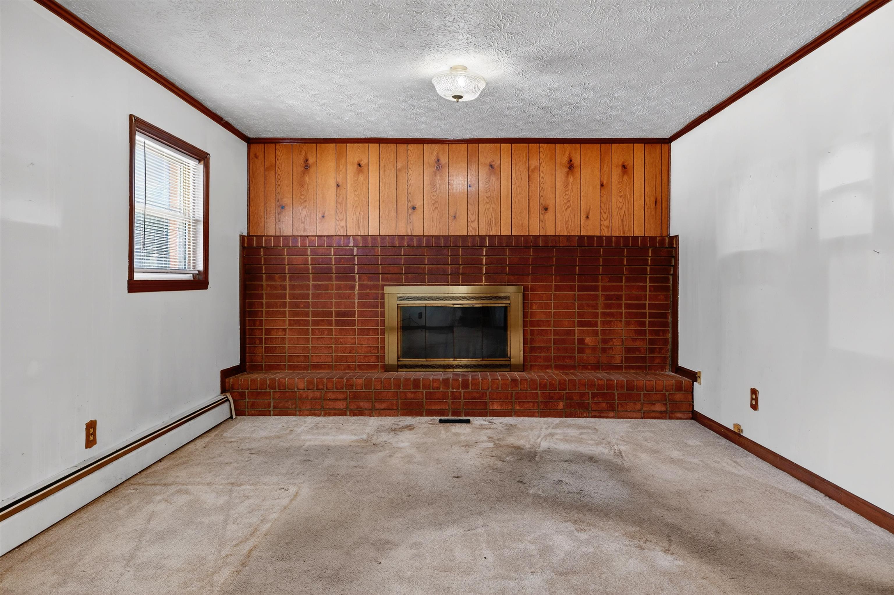 3010 VALLEY RIDGE RD, COVINGTON, Virginia 24426, 4 Bedrooms Bedrooms, ,2 BathroomsBathrooms,Residential,3010 VALLEY RIDGE RD,673044 MLS # 673044