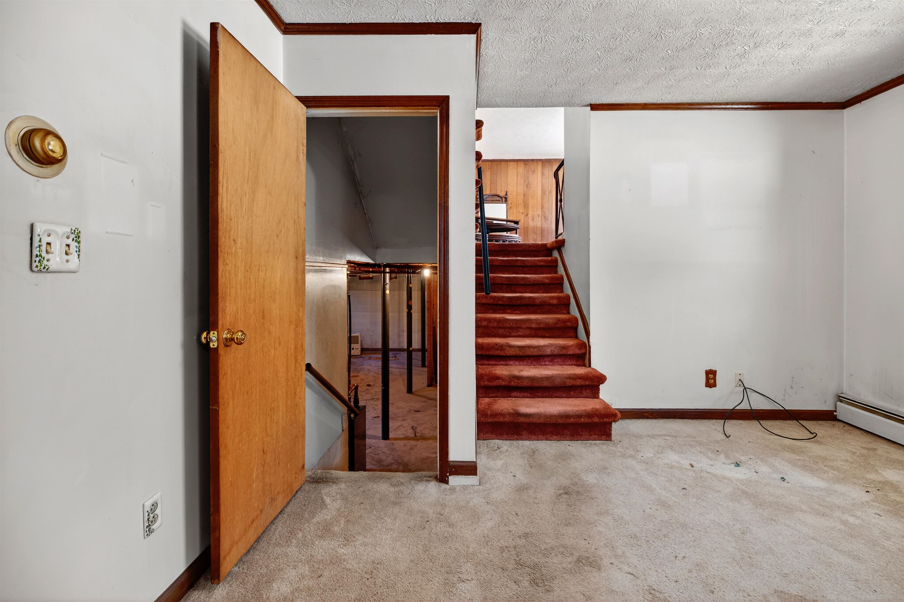 3010 VALLEY RIDGE RD, COVINGTON, Virginia 24426, 4 Bedrooms Bedrooms, ,2 BathroomsBathrooms,Residential,3010 VALLEY RIDGE RD,673044 MLS # 673044