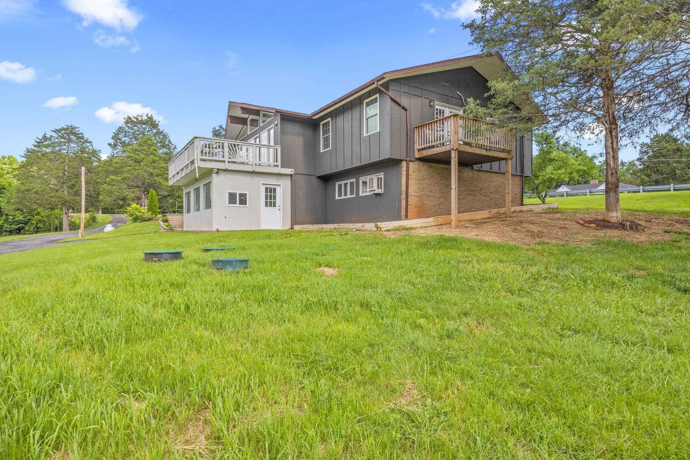 2370 US HWY 211 W, LURAY, Virginia 22835, 4 Bedrooms Bedrooms, ,3 BathroomsBathrooms,Residential,2370 US HWY 211 W,674692 MLS # 674692