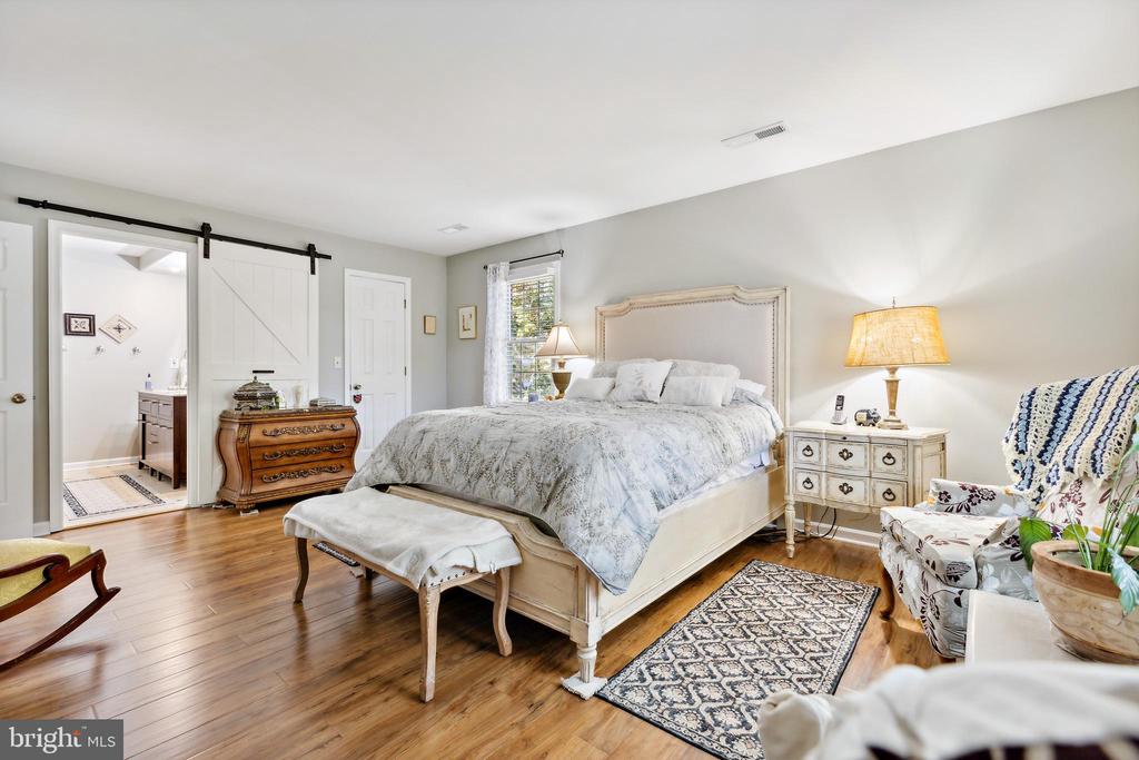 10706 ANN DAVIS DR, FREDERICKSBURG, Virginia 22408, 4 Bedrooms Bedrooms, ,2 BathroomsBathrooms,Residential,10706 ANN DAVIS DR,VASP2040246 MLS # VASP2040246