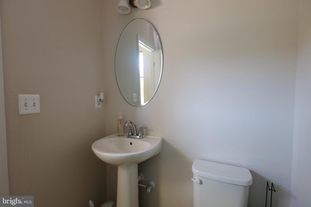 8734 GREENWAY DR, SPOTSYLVANIA, Virginia 22551, 4 Bedrooms Bedrooms, ,3 BathroomsBathrooms,Residential,8734 GREENWAY DR,VASP2040248 MLS # VASP2040248