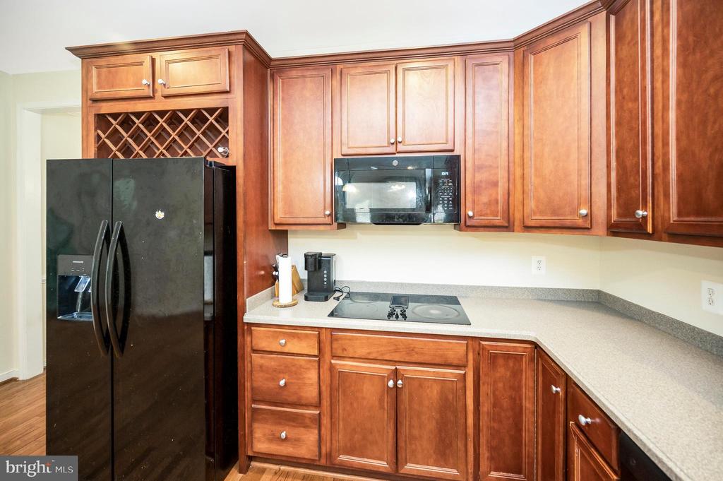 11917 BIG BEN BLVD, FREDERICKSBURG, Virginia 22407, 4 Bedrooms Bedrooms, ,3 BathroomsBathrooms,Residential,11917 BIG BEN BLVD,VASP2035274 MLS # VASP2035274