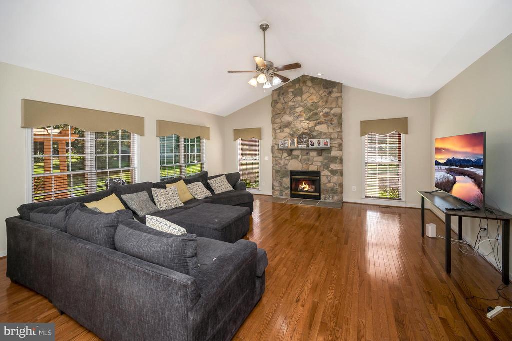 11917 BIG BEN BLVD, FREDERICKSBURG, Virginia 22407, 4 Bedrooms Bedrooms, ,3 BathroomsBathrooms,Residential,11917 BIG BEN BLVD,VASP2035274 MLS # VASP2035274