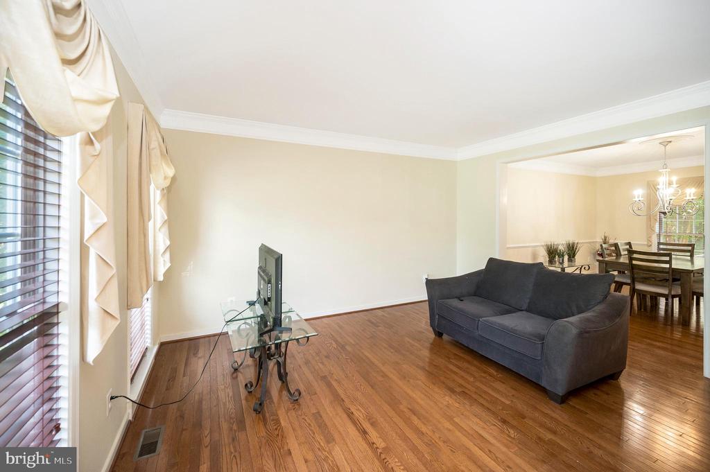 11917 BIG BEN BLVD, FREDERICKSBURG, Virginia 22407, 4 Bedrooms Bedrooms, ,3 BathroomsBathrooms,Residential,11917 BIG BEN BLVD,VASP2035274 MLS # VASP2035274